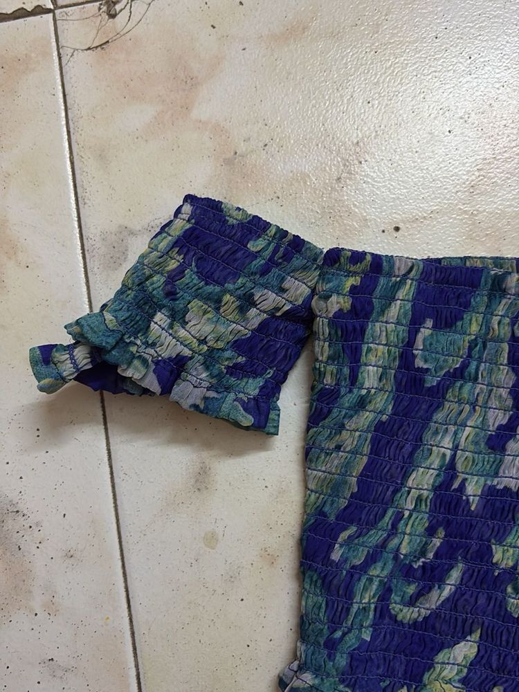 Stylish Blue Patterned Top