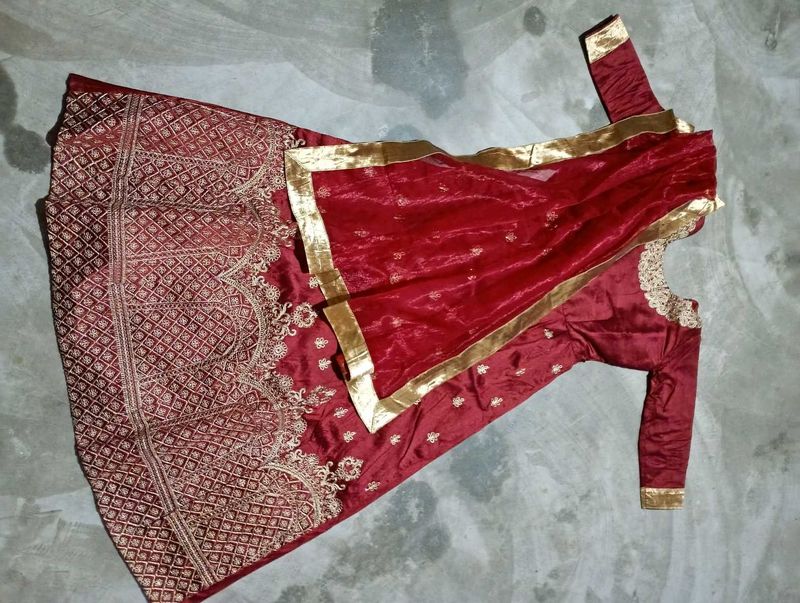 Elegant Maroon Kurta Set