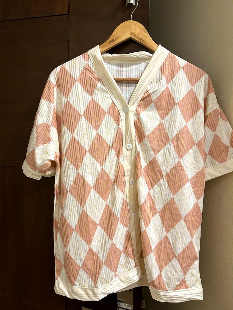 Peach Diamond Pattern Top