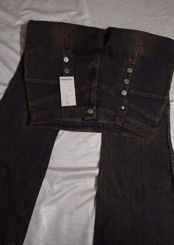2000s coded vintage jeans