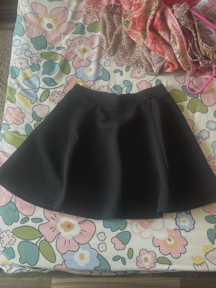 Hnm Skater Skirt