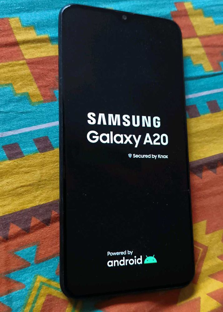 Samsung A20 - Good Condition!