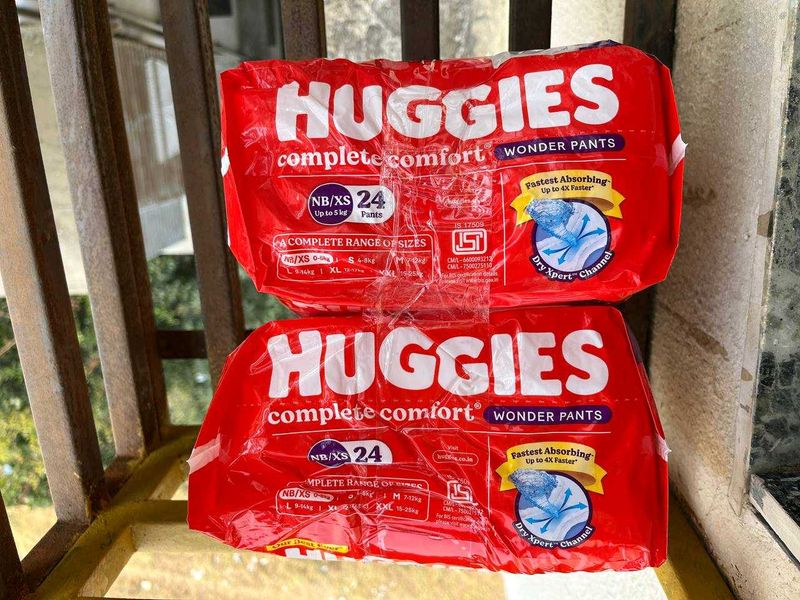 Huggies Baby Diapers Newborn / XS Size