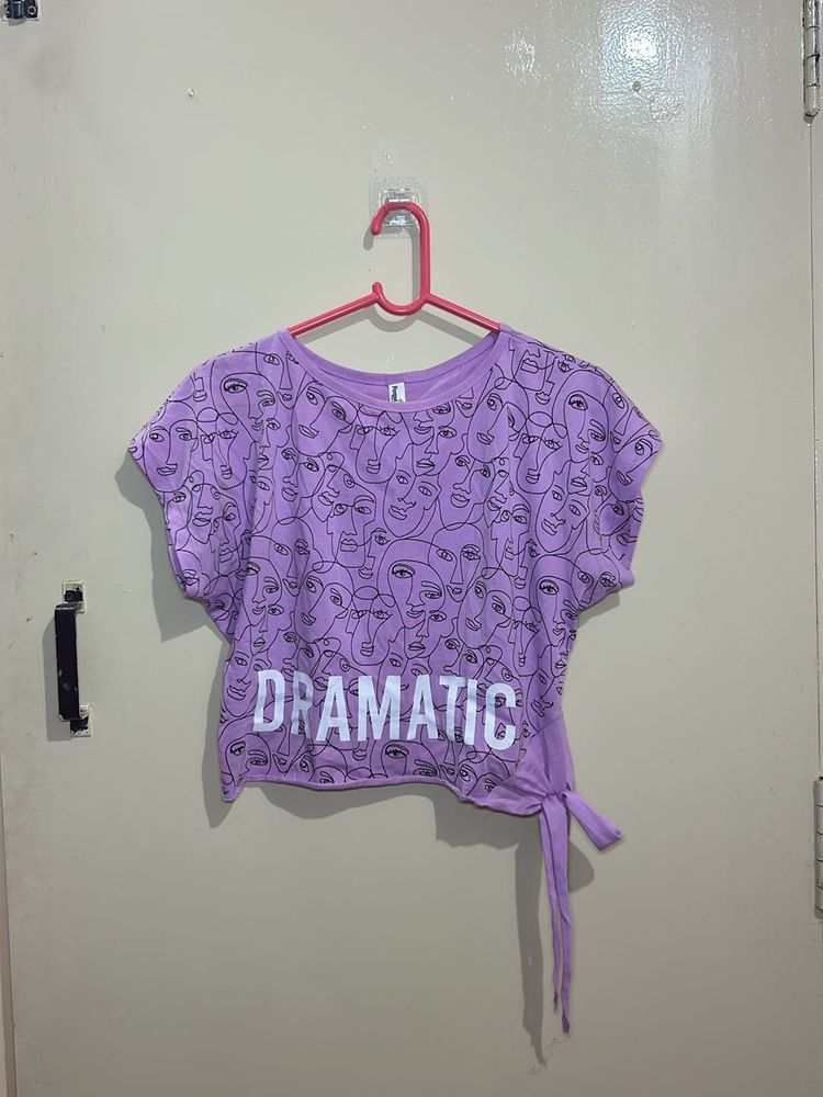 Dramatic Graphic Tee