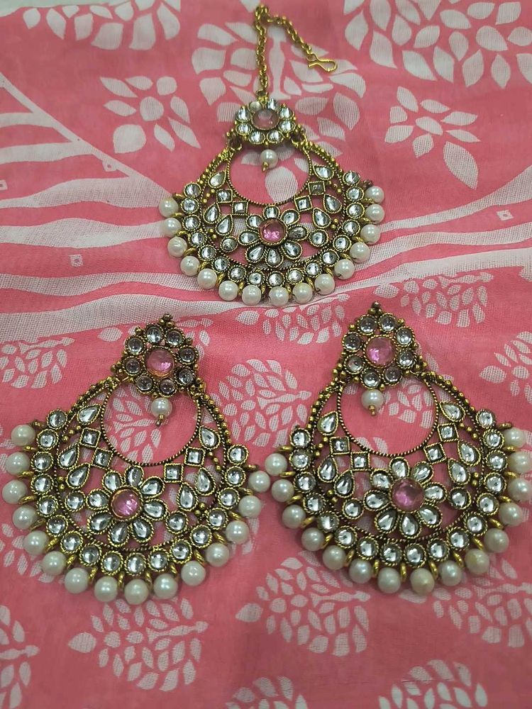 Statement Kundan Earrings &amp; Tikka Set