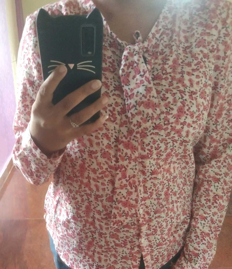 beautiful flower print top