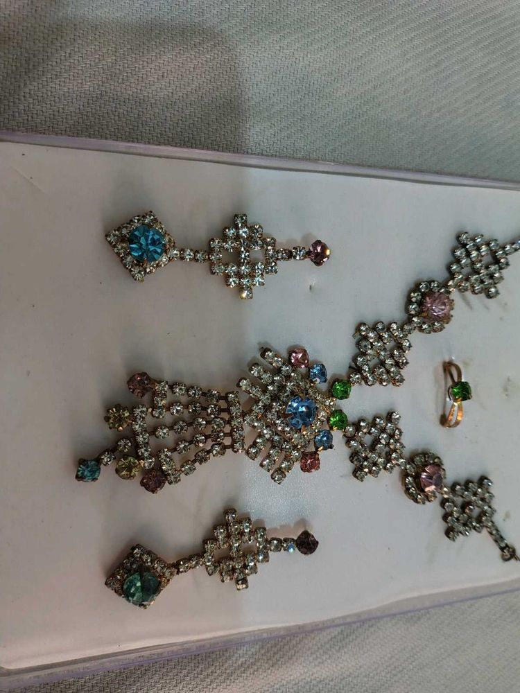 Elegant Jewelry Set