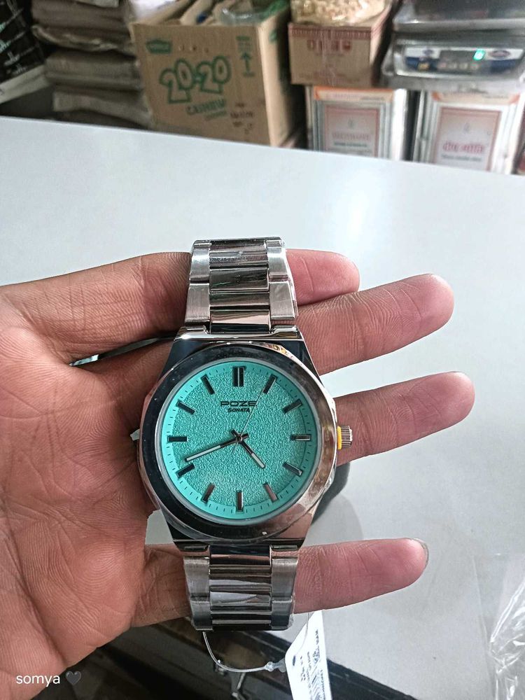 Stylish POZE Quartz Watch