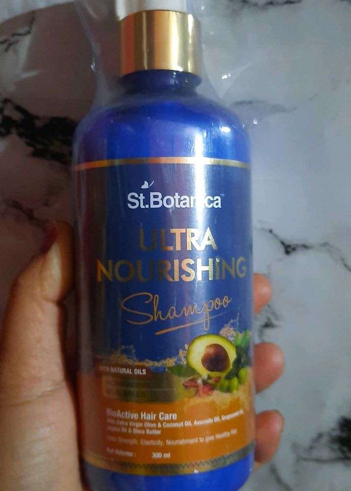 St.Botanica Ultra Nourishing Shampoo