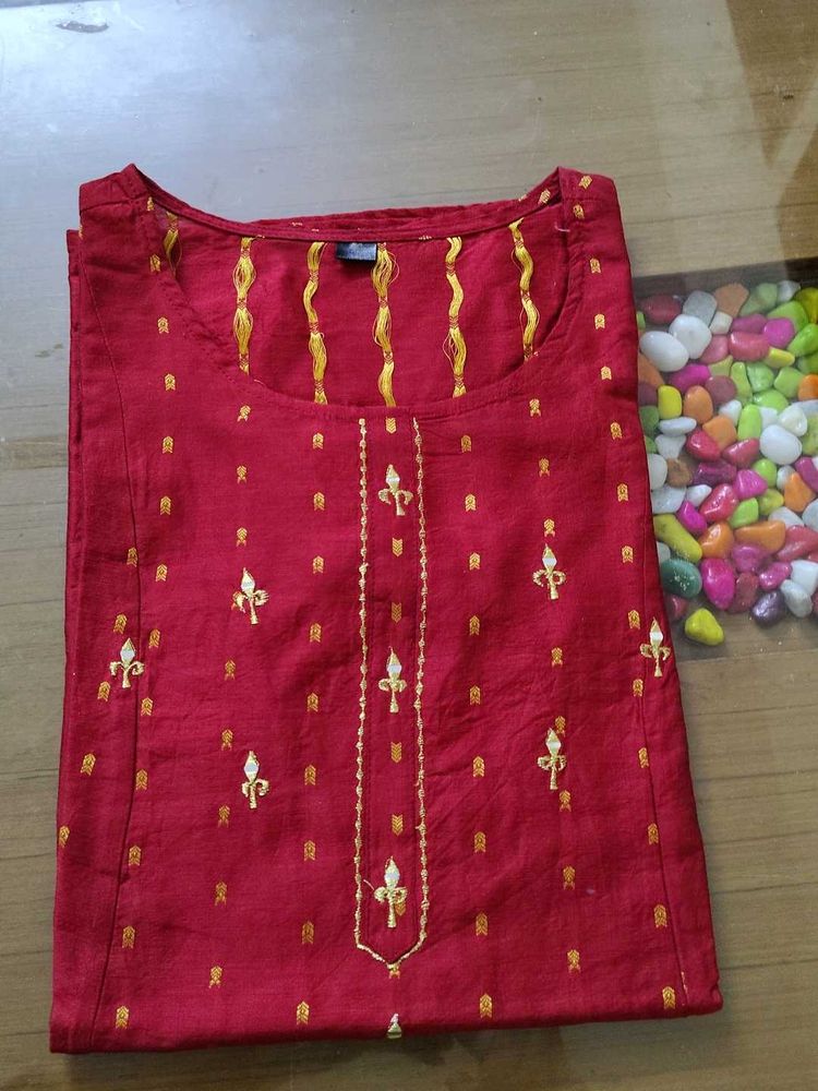 Red Embroidered Kurti Is Very Beautiful ❤️