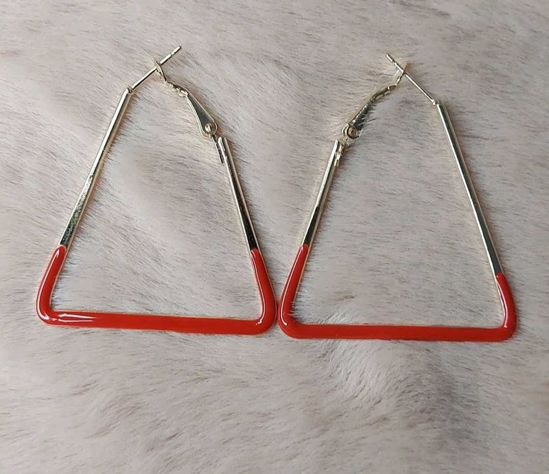 Triangle Hoops