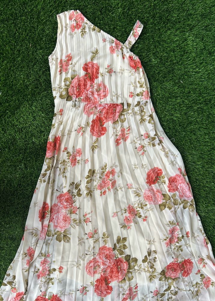 One Shoulder Maxi
