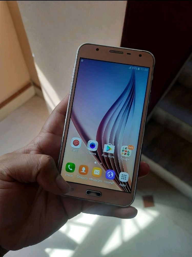 Samsung Galaxy J7