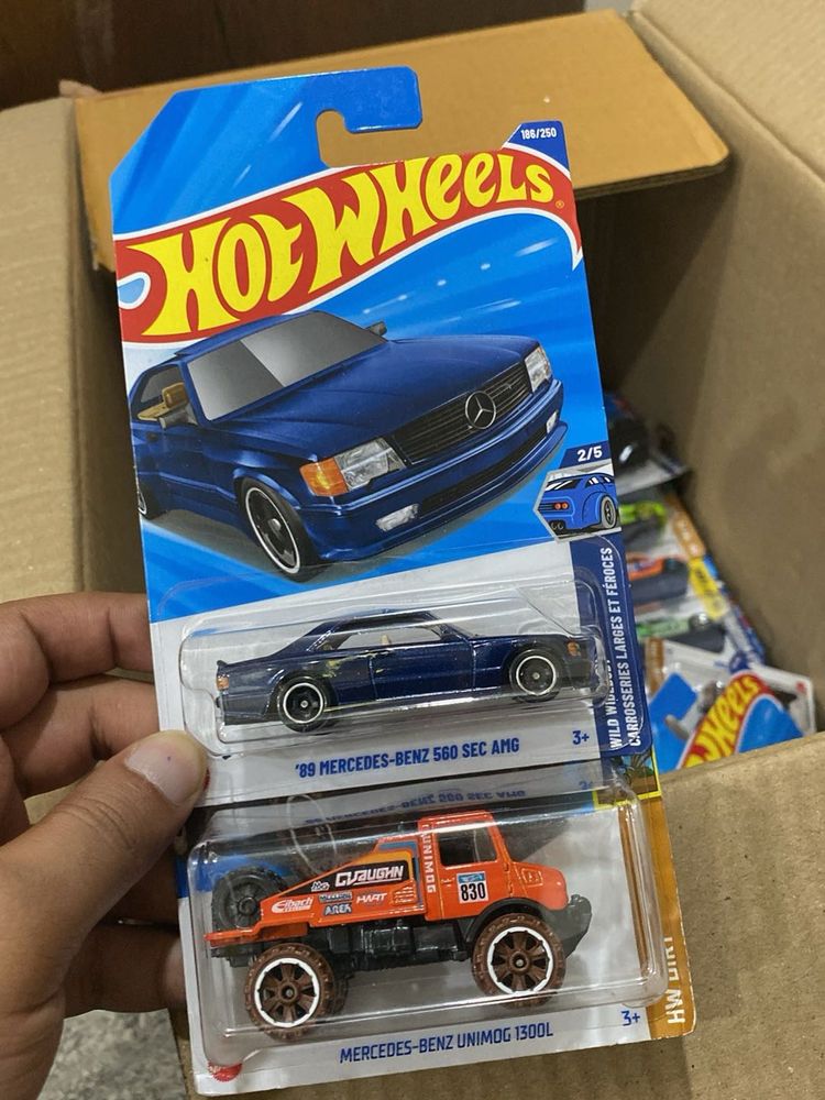 Hot Wheels Mercedes-Benz Set