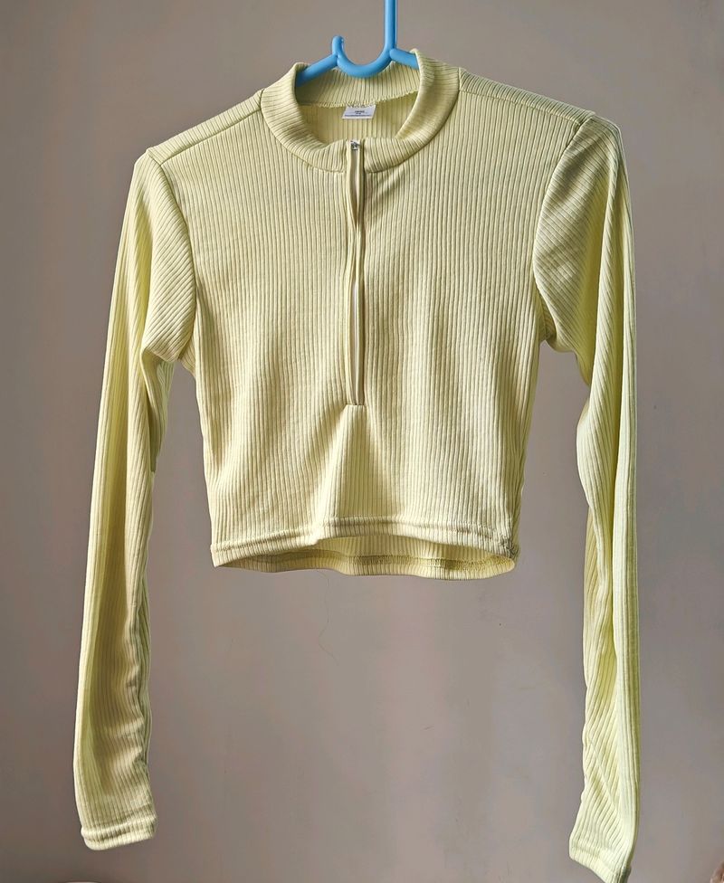 Ribbed Full Sleeves Crop Top