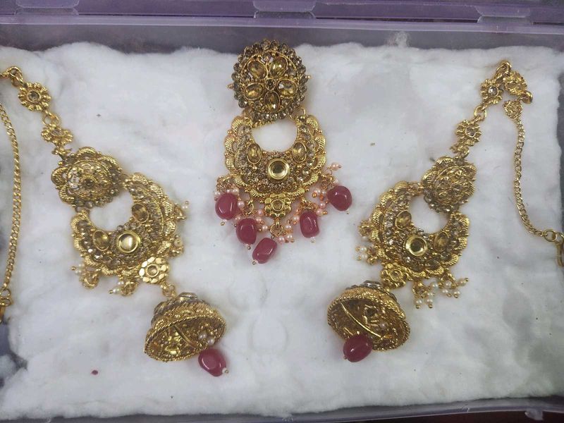 Indian Jewelry Set - Gold &amp; Red