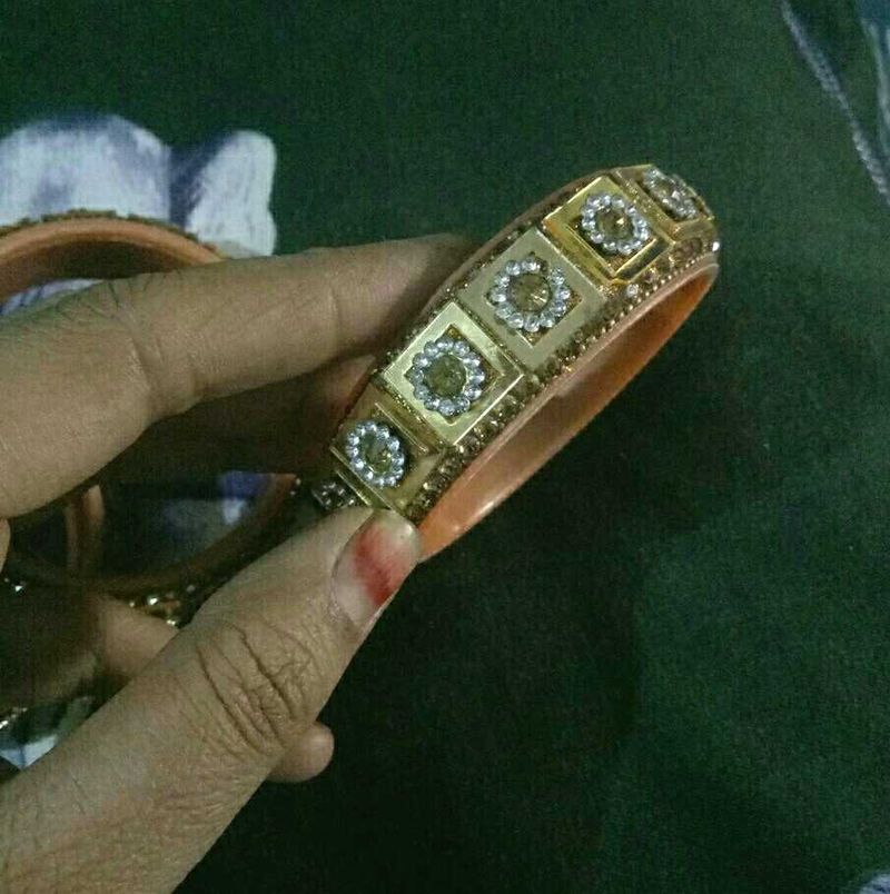 &#34;4Handcrafted Stylish Bangles - Perfect for Every
