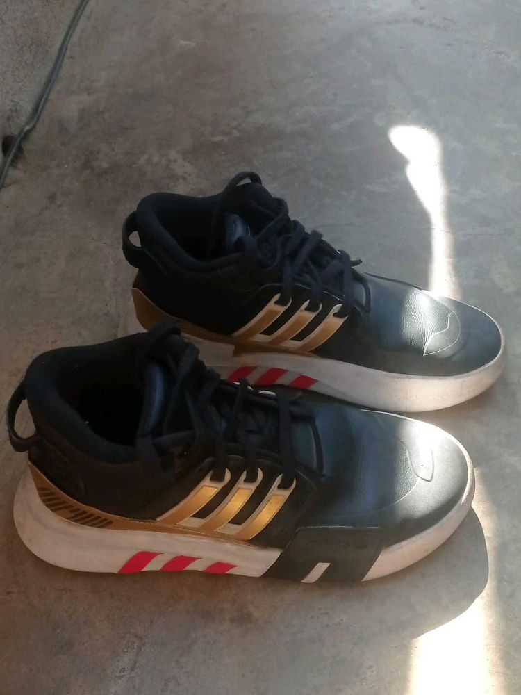 Adidas Black &amp; Gold Sneakers