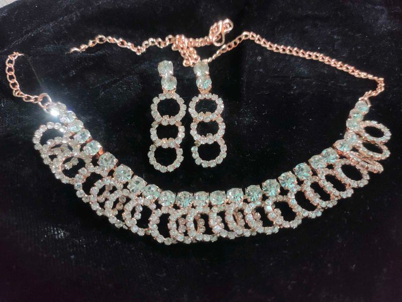 Elegant Necklace &amp; Earring Set