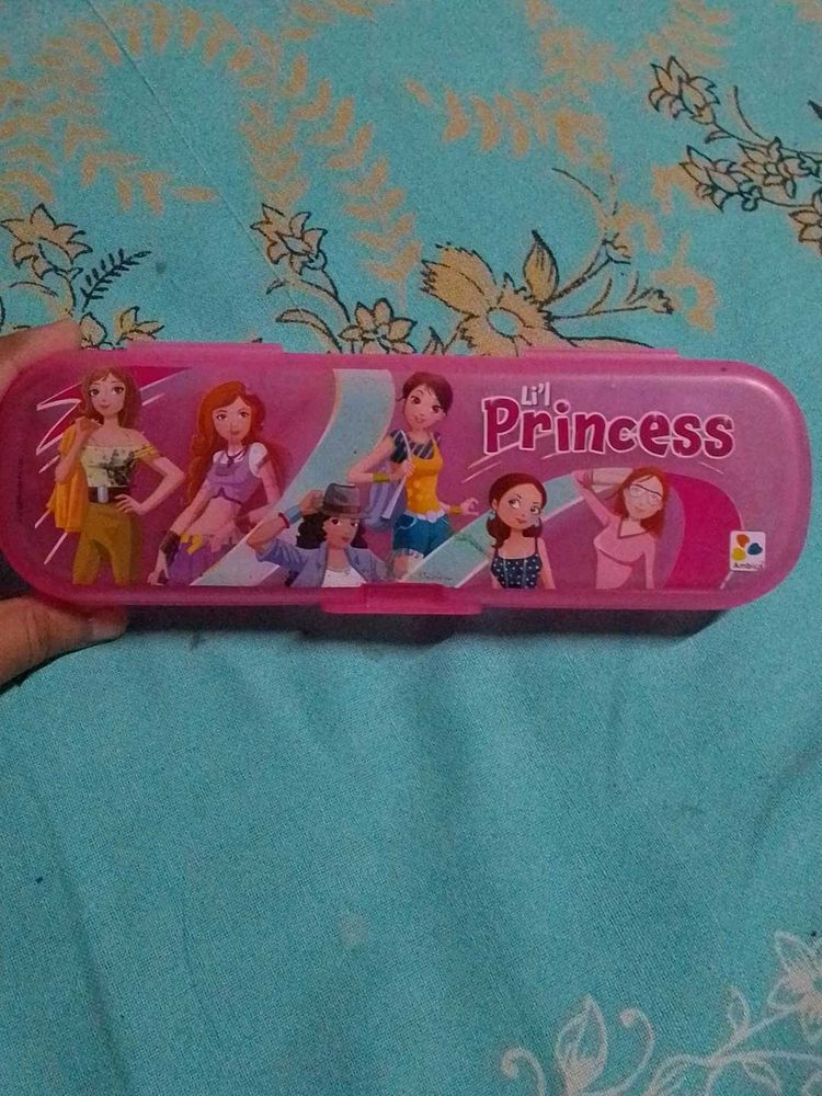 Li&#39;l Princess Pencil Case 💕🦋