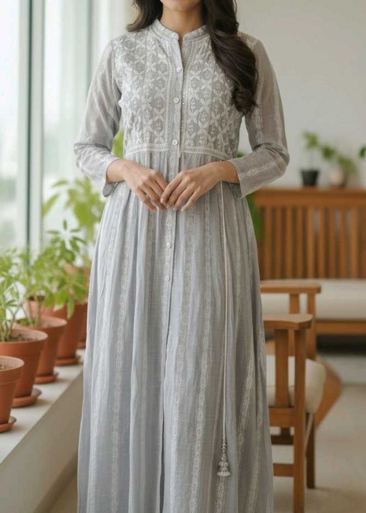 Elegant Embroidered Grey Kurta