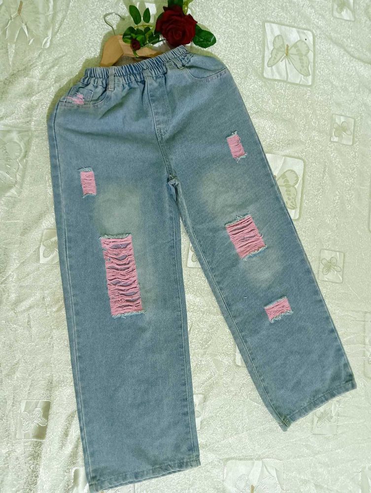 Ripped Soft Jeans