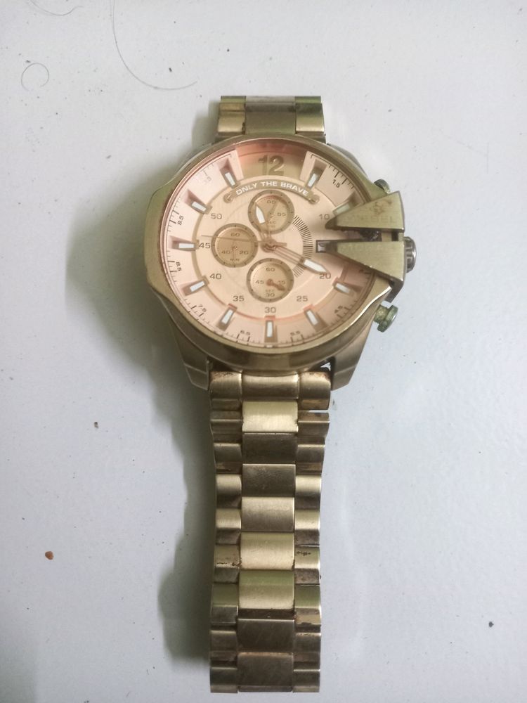 Diesel Anolog watch battery need to be changed