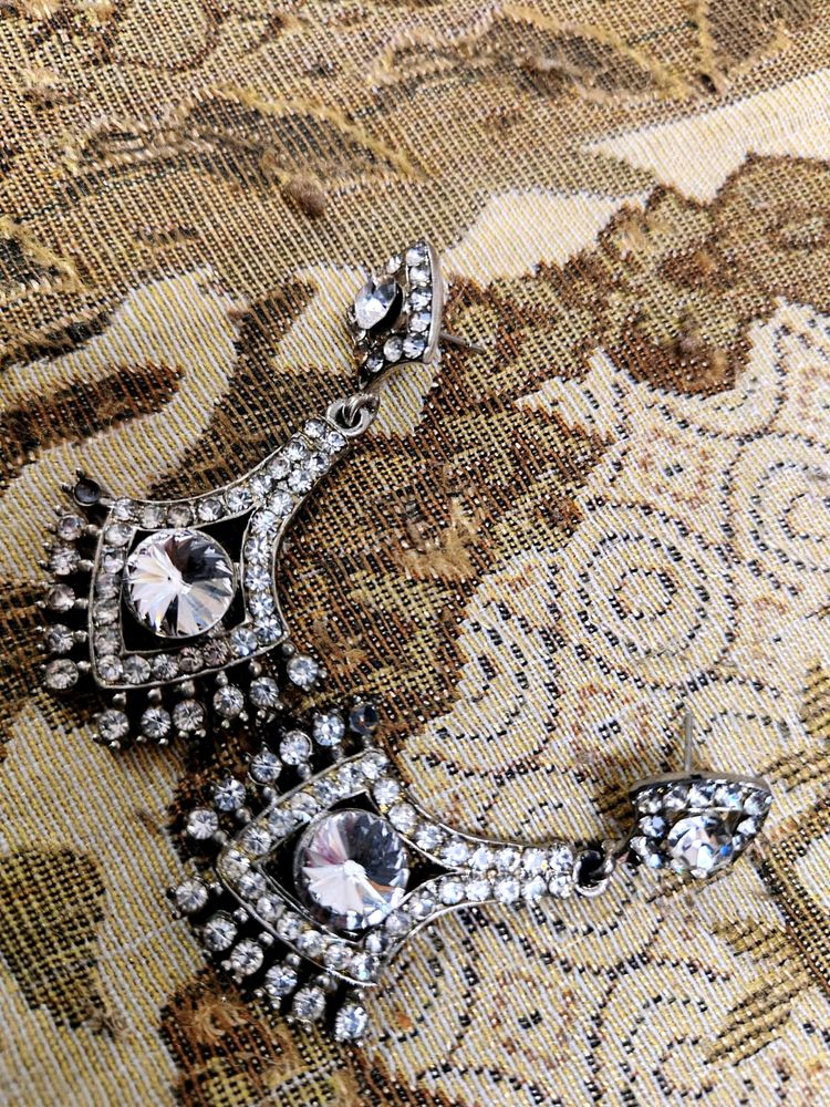 Earings