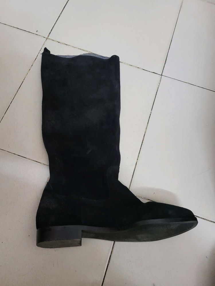 Black Suede Knee-High Boots