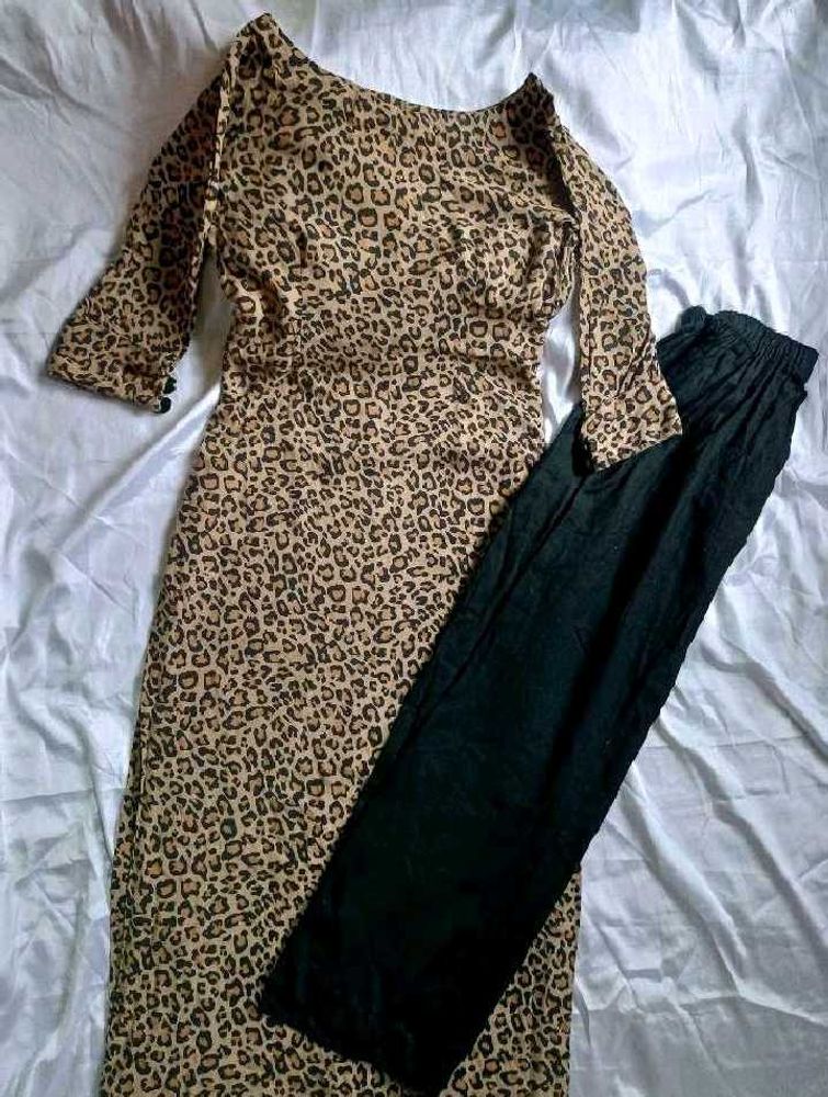 Leapord Designed Suit