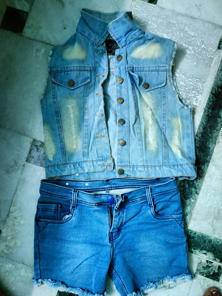 Combo Offer 🌼 Jacket+ Denim Shorts