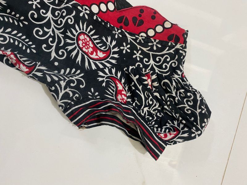 Patterned Kurti With Red &amp; Black