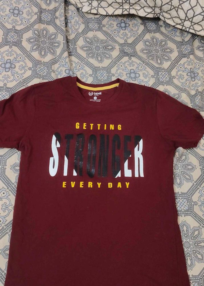 Graphic Print Burgundy Tee