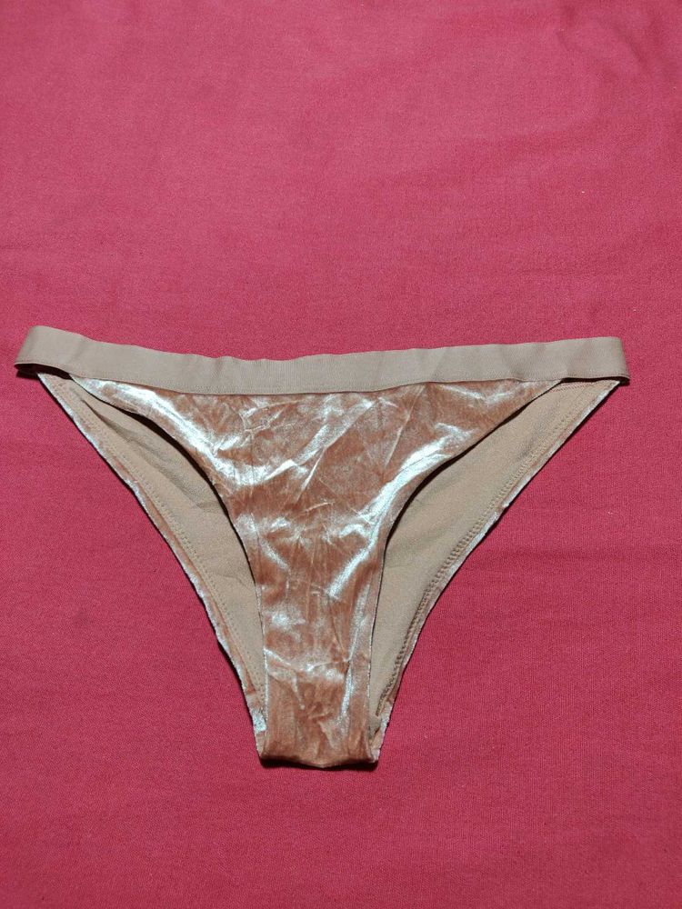 H&amp;M Brief Size 30/32