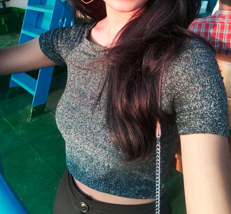 Stretchable Glittery Crop Top