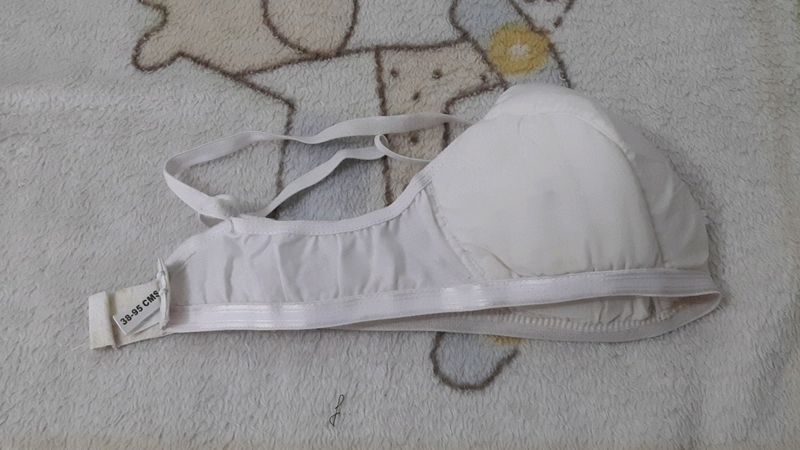 Set Of Two Padded Bras(38/95)