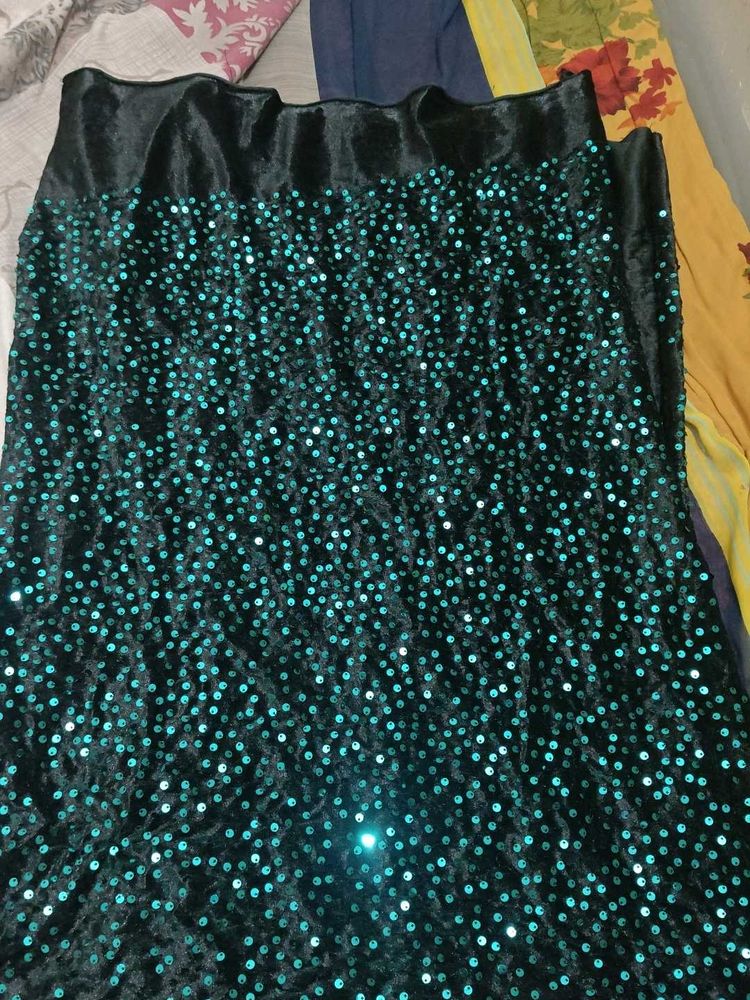 Sequin Velvet Fabric - Emerald Green for making bl