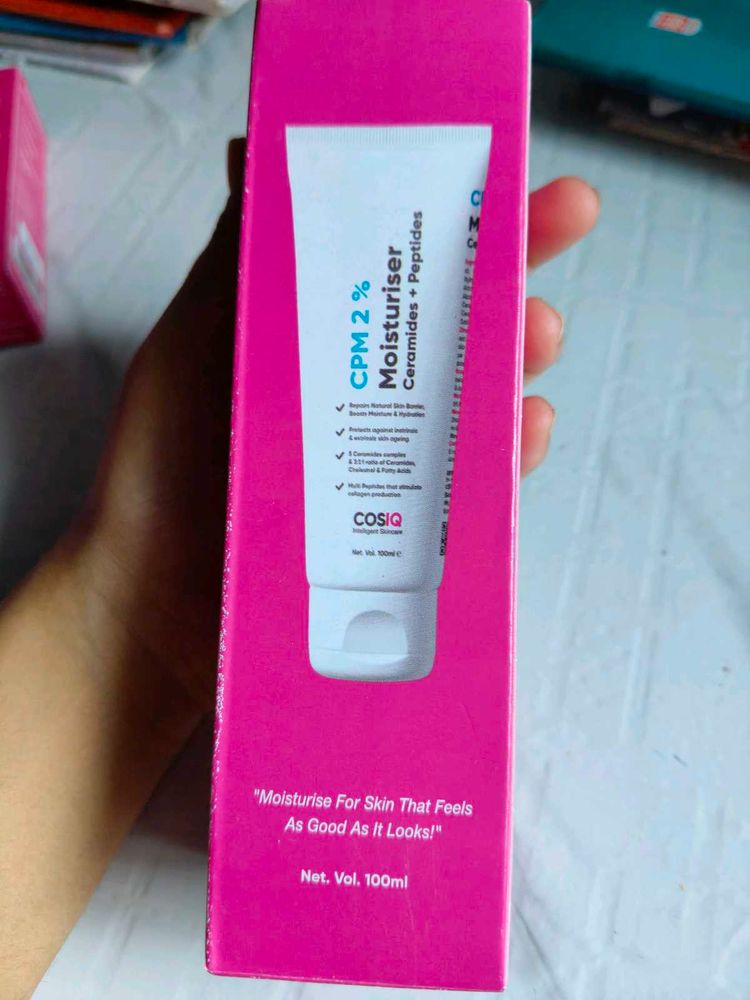 Cosiq Ceramide And Peptide Moisturizer