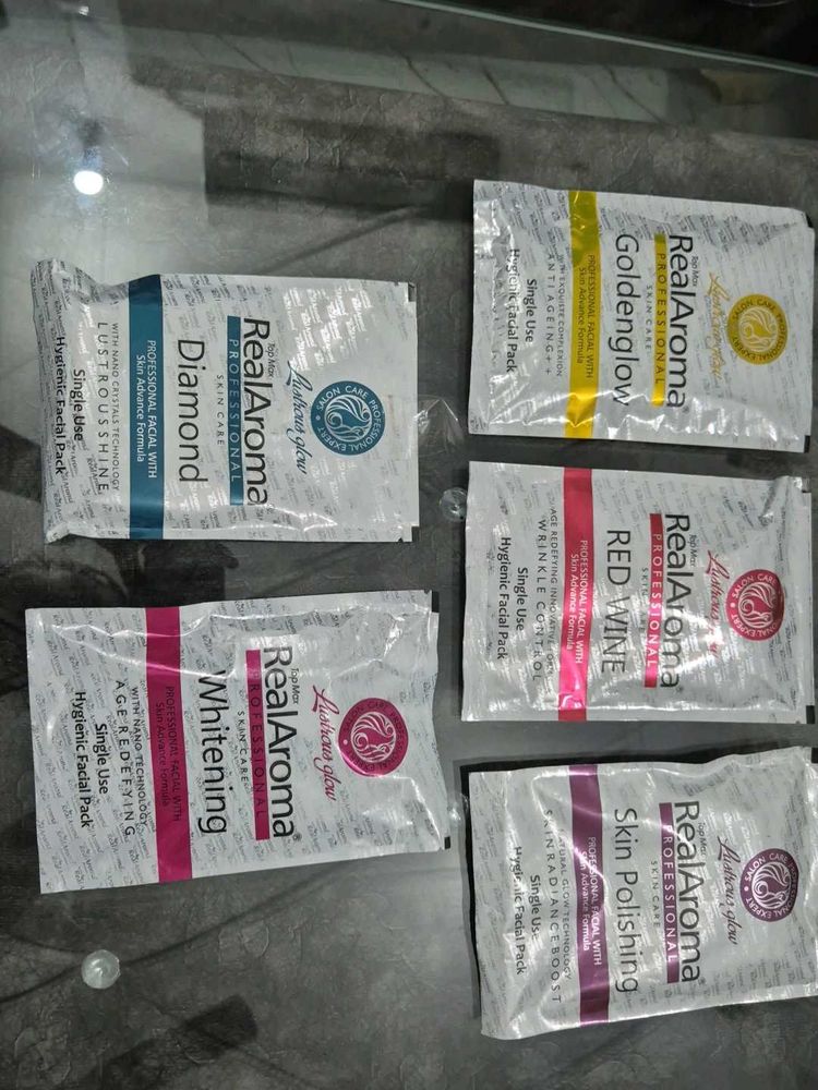 Real Aroma Facial Kit