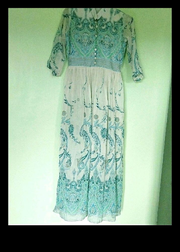 1 side cut long gown