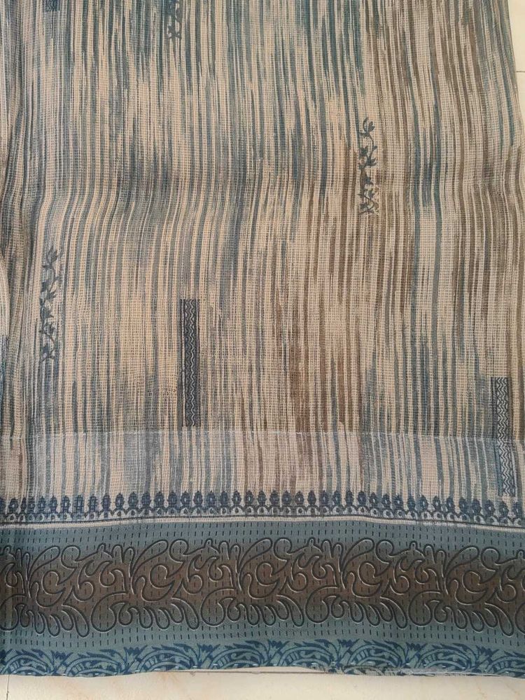 Elegant Printed Saree Soft Supernet Fabric