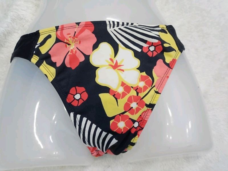 Black Print Hot Look