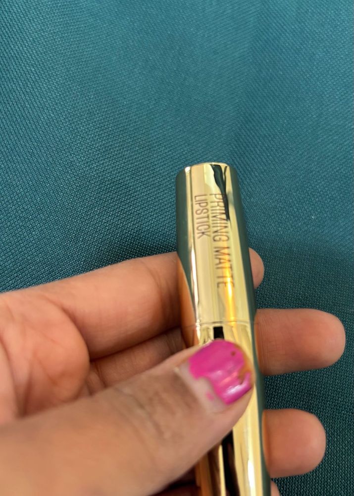Priming Matte Lipstick