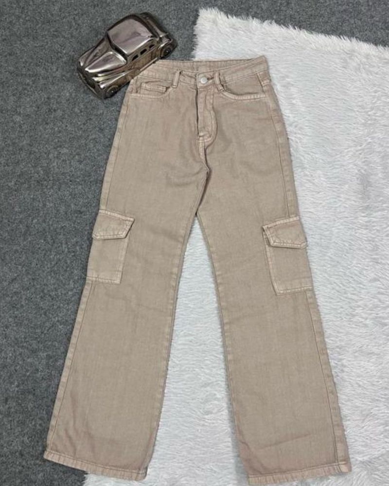 Cargo Jeans