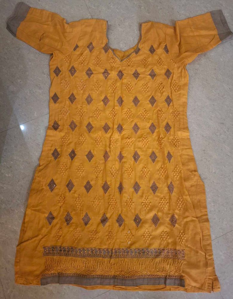 Embroidered Kurta