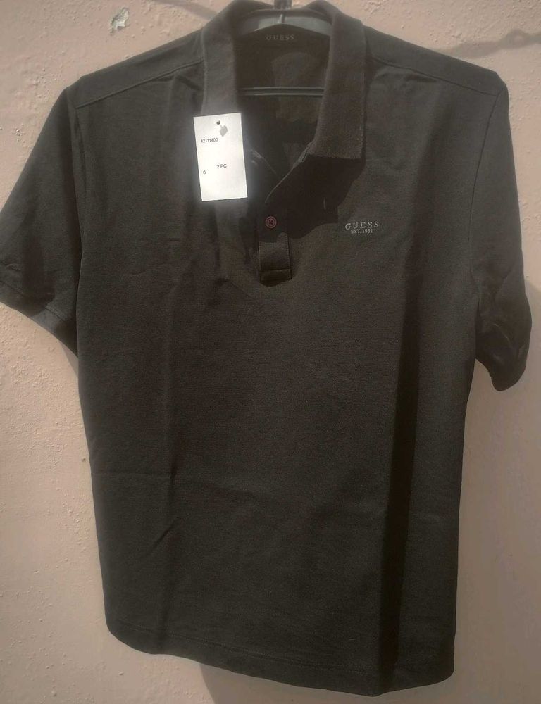 Guess Shirt 👕 Chest 42Inch Length 25 Inch
