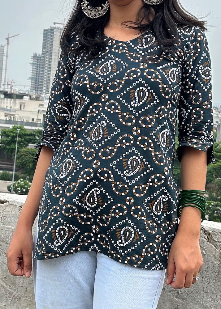 Printed Dark Green Short Kurti