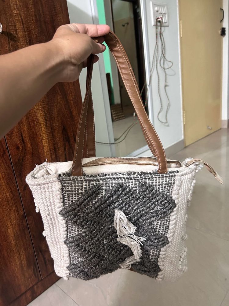 Crochet Hand Bag