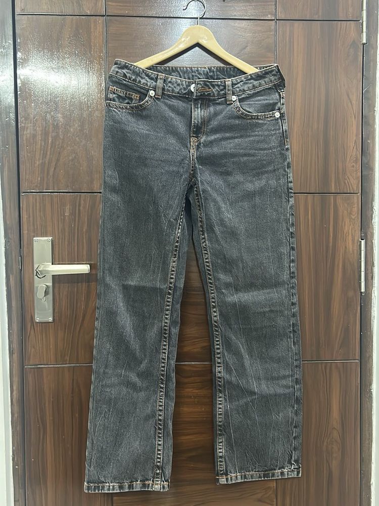 h&amp;m mid waist Jeans