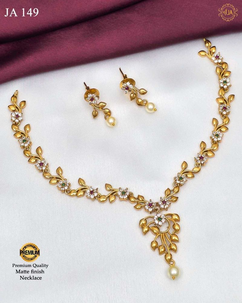 Elegant Necklace Set